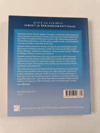 Mistä on kysymys? Ihmeet ja äärikarismaattisuus