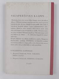 Perhosia luokassa ja muita satuja tonttuystävistä