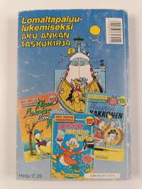 Salaperäiset kyntteliköt