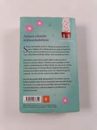 Kaiken keskellä elämä