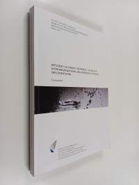 Efficiency in project networks : the role of inter-organizational relationships in project implementation