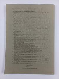 Lasitehtaiden työsuhdeasunnot 1900-luvun alun Suomessa : Tehdasyhteisöjen asuntoalueet, rakennukset ja asunnot