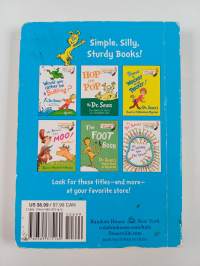 Dr. Seuss's ABC - An Amazing Alphabet Book! (Larger Trim Size)