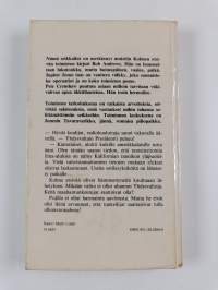 3 etsivää ja palavat kalliot