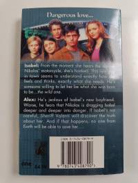 Roswell high 2 : The wild one