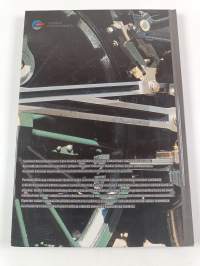 Kokoelmasta erikoismuseoksi : Suomen rautatiemuseo sata vuotta : 1898-1998