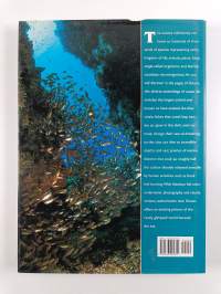 Oceans : Life in the Deep