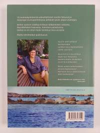 Eturiviin ja puhu! : yli kolmekymmentä vaikuttamisen vuotta (signeerattu, tekijän omiste)