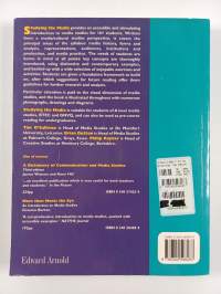 Studying the Media : An Introduction