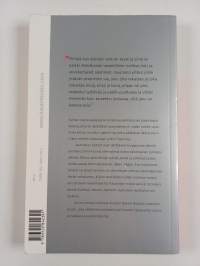 Kolme miestä veneessä