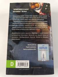 Hypnotisoija : rikosromaani