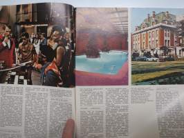 Vip 1971 nr 2, Harri Piitulainen urasi on ohi, Playboy - Hujgh Hefnerin valtakunta, Pekka Herlin, Homeros vai viinapullo,Ruostsi ryösti Suomen Saabin, Alaston totuus