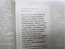 Vip 1971 nr 2, Harri Piitulainen urasi on ohi, Playboy - Hujgh Hefnerin valtakunta, Pekka Herlin, Homeros vai viinapullo,Ruostsi ryösti Suomen Saabin, Alaston totuus
