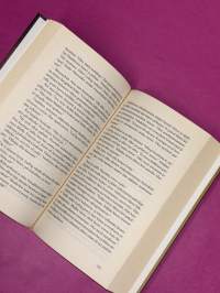 Aurinkokuninkaan varjossa