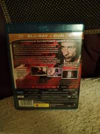 BLUE - RAY   Vares-Pahan suudelma v. 2010