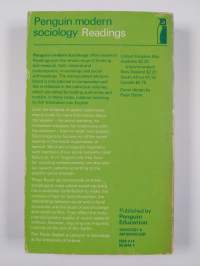 Language and social context : selected readings