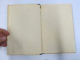 Лувенда книйга - энсимäне части - Luvenda kniga, ensimäne zasti, natsalnoin skolan ensimäsellä klassalla -karjalankielinen kyrillisin aakkosin toimitettu lukukirja