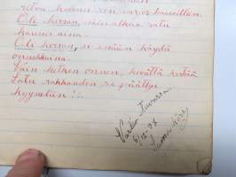 Lauluja ja muistoja sotilasajoiltani, lentosotamies Evert Saloranta (sittemmin kilpa-autoilija), Santahamina, 1937-38, erittäin hyvät ja "poikkeavat" kuvitukset