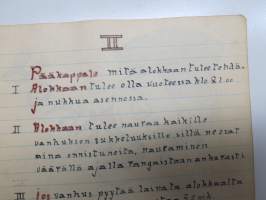 Lauluja ja muistoja sotilasajoiltani, lentosotamies Evert Saloranta (sittemmin kilpa-autoilija), Santahamina, 1937-38, erittäin hyvät ja "poikkeavat" kuvitukset