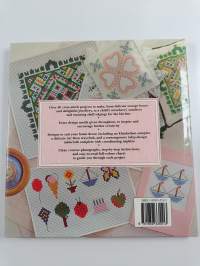 Designs in Cross Stitch : Over 40 creative projects and 100 original motifs