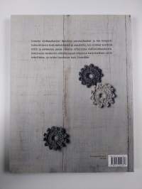 Tyylikkäät silmukat