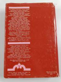 Kolme naista, kolme kohtaloa : Aino Kallaksen kirjeenvaihtoa Ilona Jalavan ja Helmi Krohnin kanssa vuosina 1914-1955