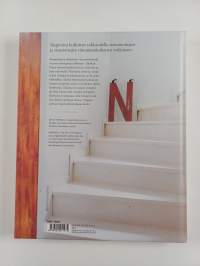 Rakas rintamamiestalo : kurkista kauniisiin koteihinll