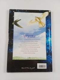 Mustapippurin metkat matkat : Mustapippuri kohtaa lohikäärmeen : Mustapippuri jääkentien vankina : mustapippuri eräretkellä : Mustapippuri astronauttina