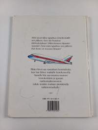 Pikku-Henri lentokentällä