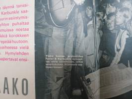 Hymy 1966 nr 8, Kansikuva Aulikki Järvinen, Poliisin sakotusmielivalta, Veikko Ennala - Miksi muukalaisuus on valttia naismaailmassa?, Albert Aalto pakoili 16 vuotta