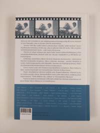 Mutta kun olen runoniekka : juhlakirja 80-vuotiaalle Lassi Nummelle