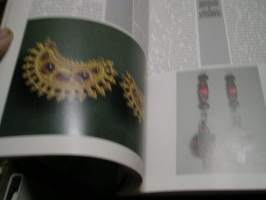 Vuosi idän silkkitiellä