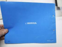 Honda B75K2 outboard parts list 1975, illustrations / perämoottori, varaosaluettelo räjäytyskuvineen