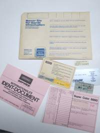 Grundig 8660 SK väri TV -käyttöohjekirja ym. mukana toimitettuja papereita