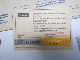 Grundig 8660 SK väri TV -käyttöohjekirja ym. mukana toimitettuja papereita