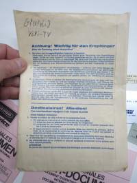 Grundig 8660 SK väri TV -käyttöohjekirja ym. mukana toimitettuja papereita