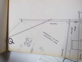 Optimistijolla - International Optimist -jollan rakennuspiirustukset ym. siihen liittyvä painettua materiaali