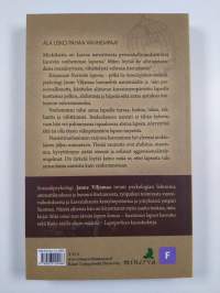 Narsistin lapsena : pitkä tie itsenäisyyteen