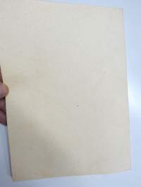 Kuvia ja kuvauksia Etelä-Satakunnan Suojeluskuntapiirin Esikunnan ja Lottien työskenteluystä sodan aikana vv. 1941-42