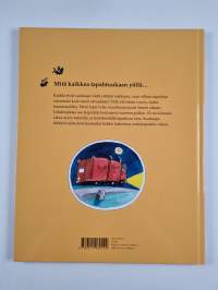 Yökirja : eli Mitä kaikkea tapahtuukaan yöllä