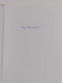 Eeri Hyrkkö : maakunnan mies ja poliittinen taustavaikuttaja (signeerattu)