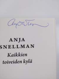 Kaikkien toiveiden kylä (signeerattu)