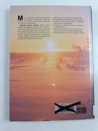 Selviydy luonnon ehdoilla : retkeilijän turvallisuusopas