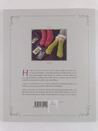 Sydämellinen sukkakirja : Kirjoneuletta ja pitsiunelmia