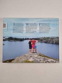 Tuhansien saarten maa = Finland : land of a thousand islands = Tusen öars land