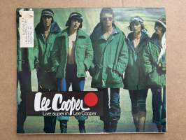 Anna 1975 nr 45, ilmestynyt 4.11.1975, Ritva Oksanen, Liisa Veijalainen, Anita Välkki, Warren Beatty