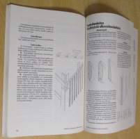 Talonrakentajan käsikirja 4 - Pientalon vesikatot ja ulkoverhoukset