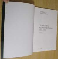 Suomalaista puuarkkitehtuuria 1990-1999 = Träarkitektur i Finland = Wood architecture in Finland = Finnische Holzarchitektur = Architecture finlandaise du bois