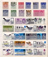 Filatelia koko maailma säilökirja (16 sivua, 23 x 17 cm). Paljon vanhaa Ruotsia mukana, myös uudempia postimerkkejä.