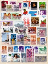 Filatelia koko maailma säilökirja (16 sivua, 23 x 17 cm). Paljon vanhaa Ruotsia mukana, myös uudempia postimerkkejä.